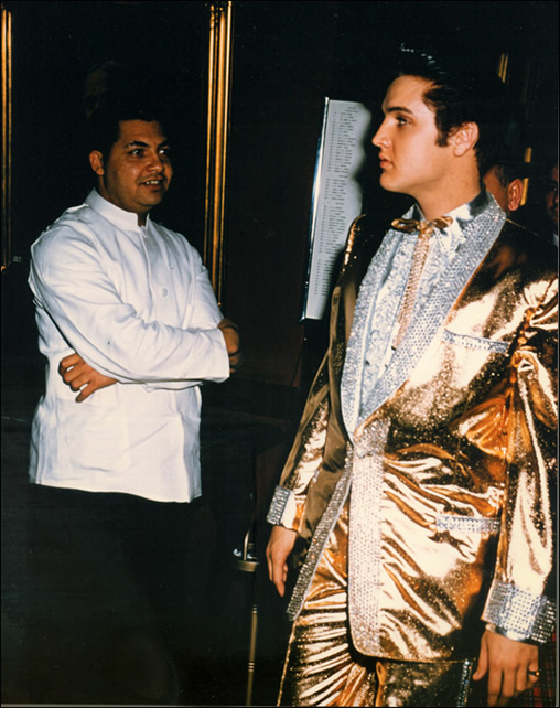 Many fans know Elvis' gold suit from the cover of his album, '50,000,000 Elvis Fans Can't Be Wrong'. 