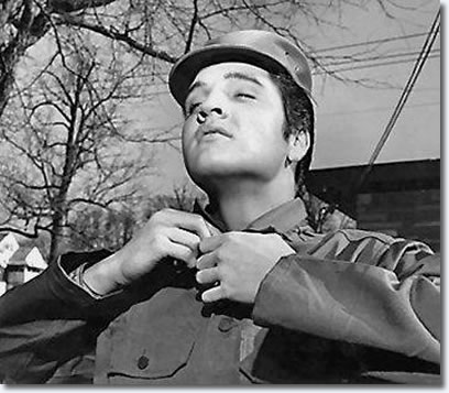 The nashville press were on hand to gets Elvis' thoughts on Military service. 