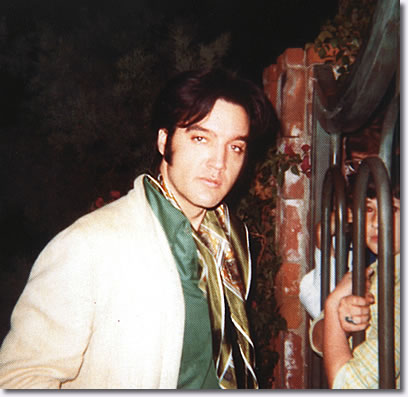 johnny depp public enemies hair. of Johnny Depp below (as