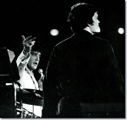 Elvis introducing drummer Bob Lanning at the Astrodome, Houston, February 1970