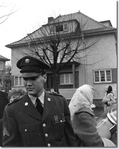 Elvis and Priscilla emerged from the house at about 11.10 am,to what appears to be no more than a few fans.