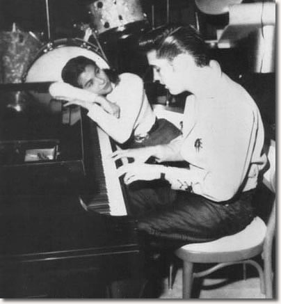 Elvis plays the piano for fan Judy Spreckles