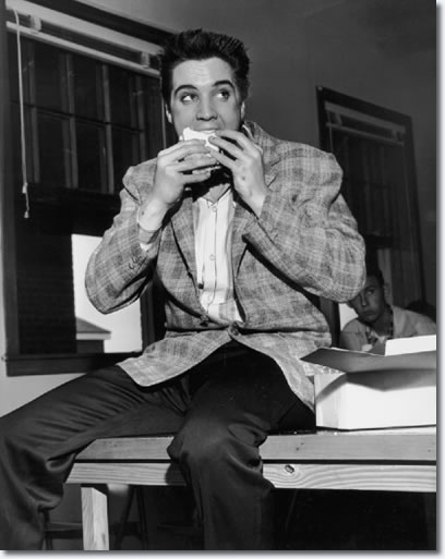 The U.S. Army provided a box lunch for Elvis Presley and other inductees the day they reported for duty.
