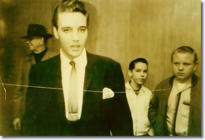 Elvis Presley : Backstage at The Auditorium : Holiday on Ice : March 9, 1962