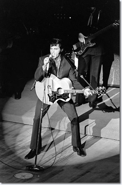 Elvis Presley : Live In Concert : International Hotel, Las Vegas : July 31, 1969.