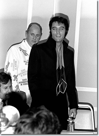 Elvis Presley & Colonel Parker Press Conference - Las Vegas 1969