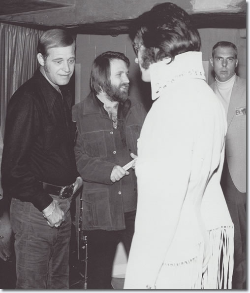 Felton Jarvis, Ronnie Tutt, Elvis Presley, Dick Grob (Security) - November 14, 1970