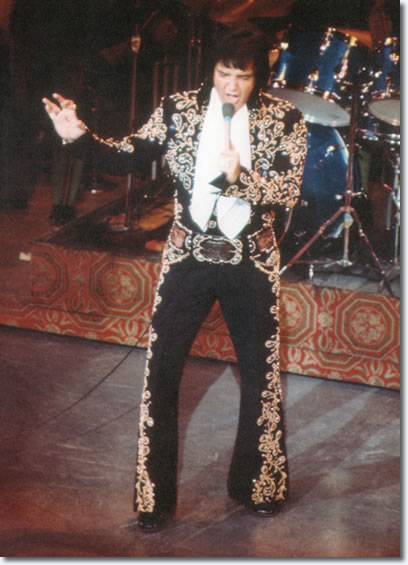 Elvis Presley : August 31, 1973 DS. Las Vegas, NV.