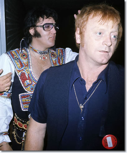 Elvis Presley and Red West : Springfield on July 14, 1975.