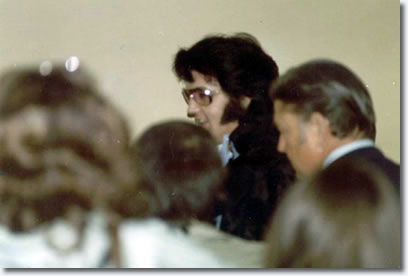 Elvis, leaving his hotel on his way to the evening performance in Long Beach, CA on April 25, 1976